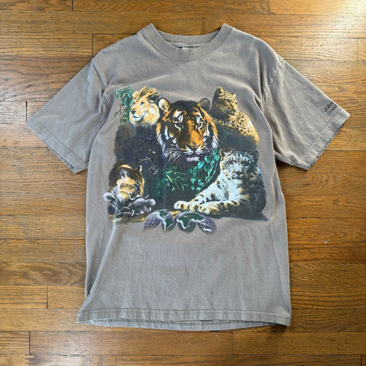 Tag Size L | Zoo Graphic Tee